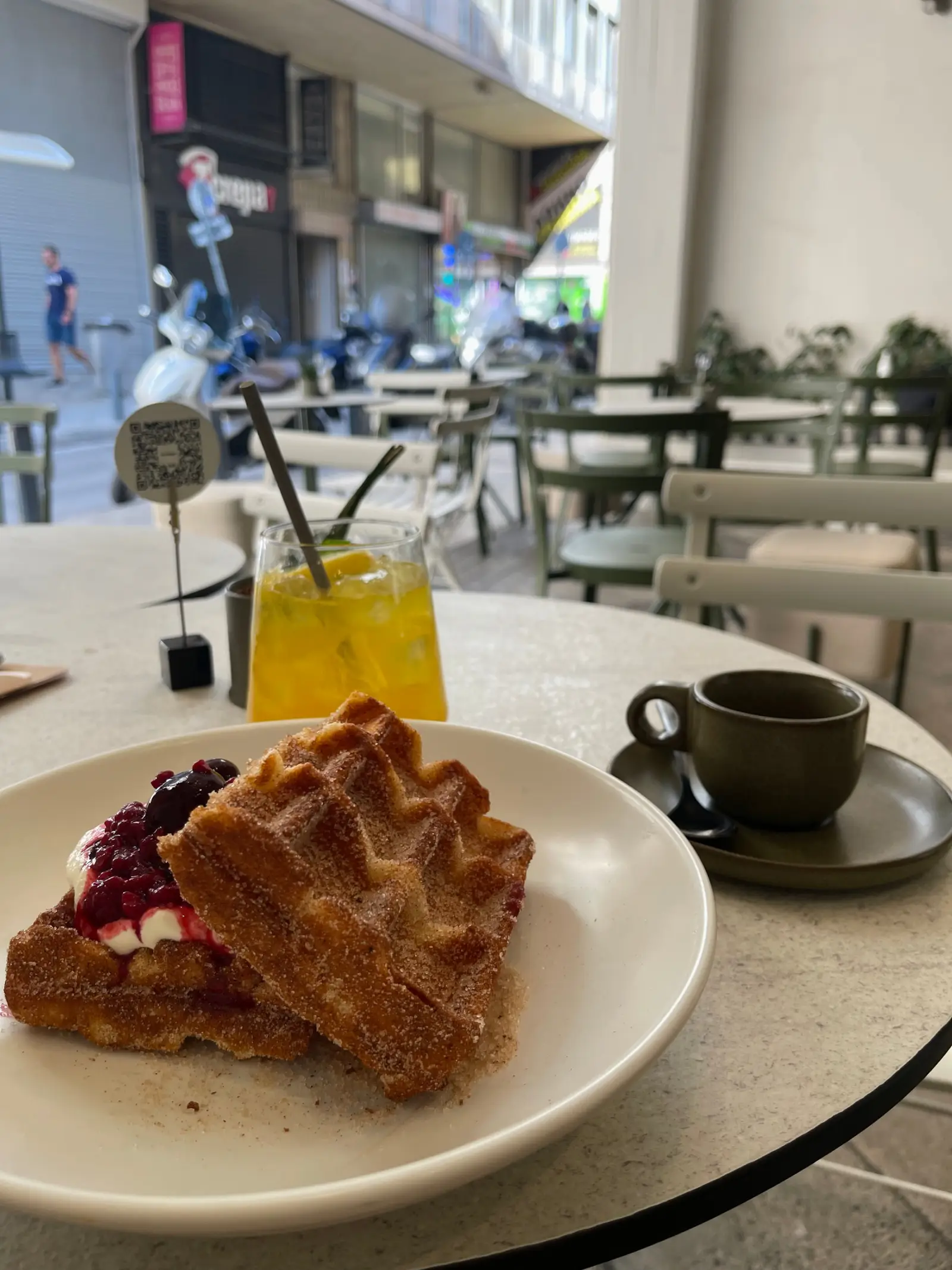 The Makers, Athens: breakfast dishes