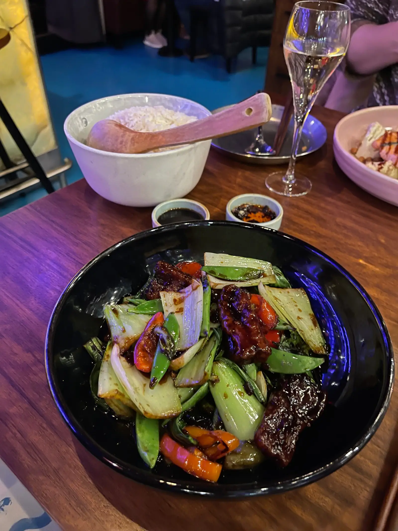 Table of shared plates at Waipo, Stockholm