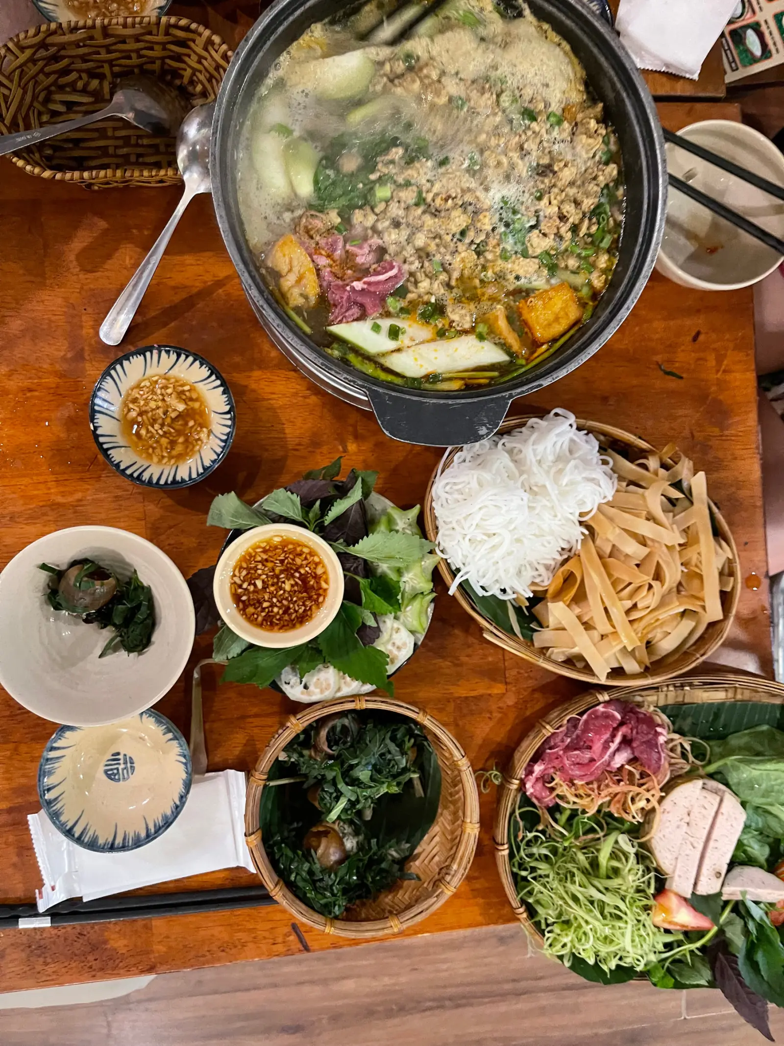 Bún Riêu Nhà Restaurant, Ho Chi Minh