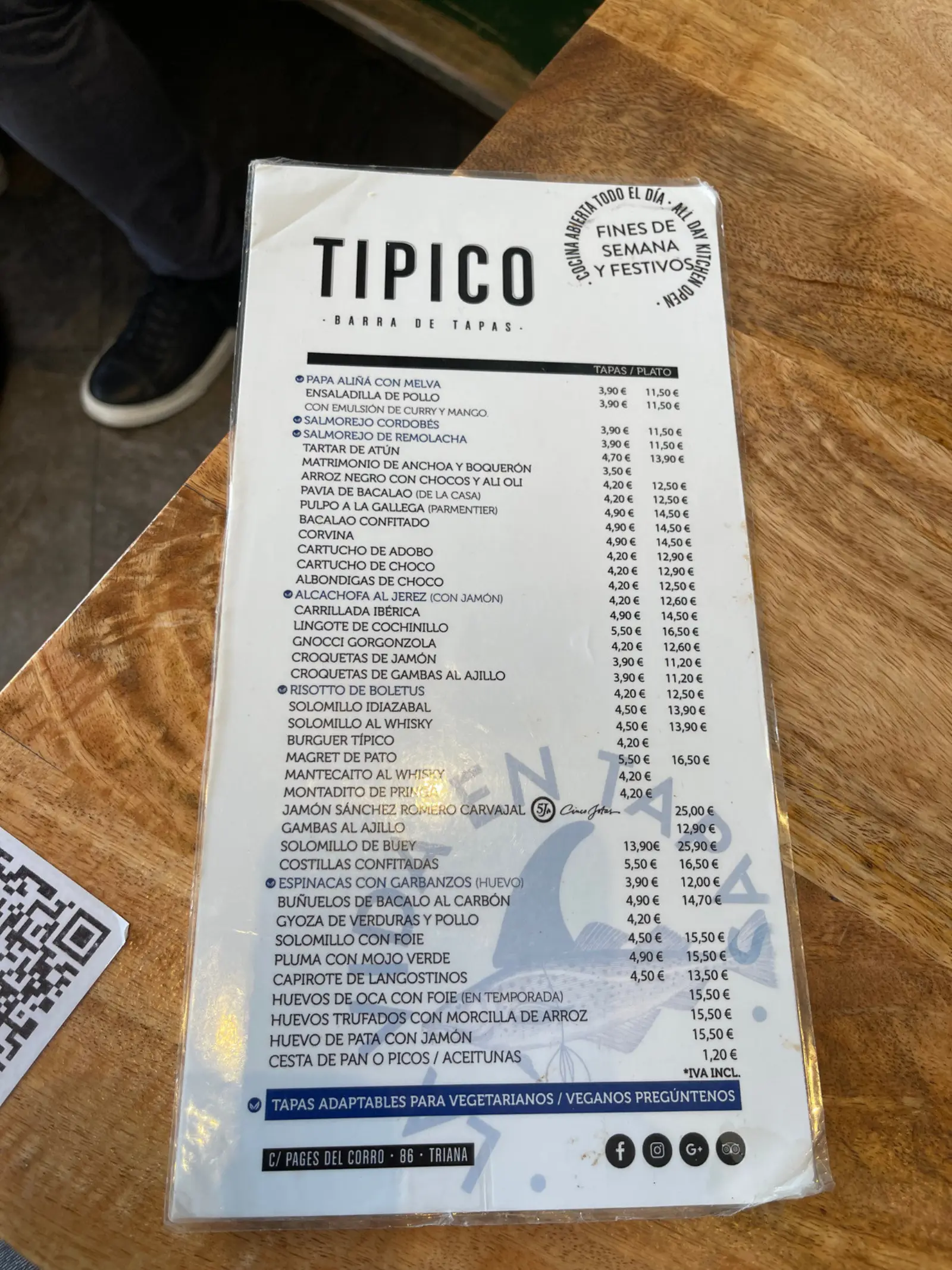 Tapas at Típico Barra de Tapas, Triana