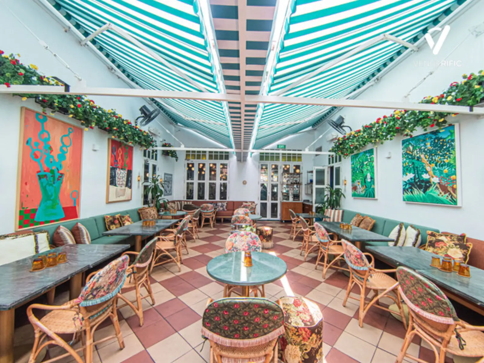 Mandala Club bar, Singapore
