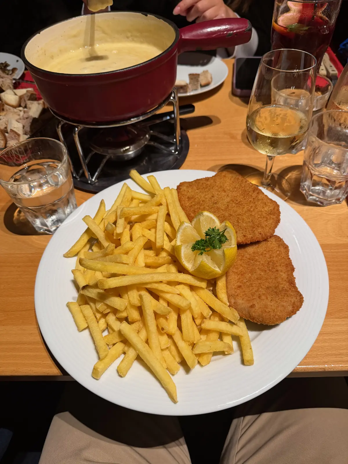Fondue and schnitzel in Biel