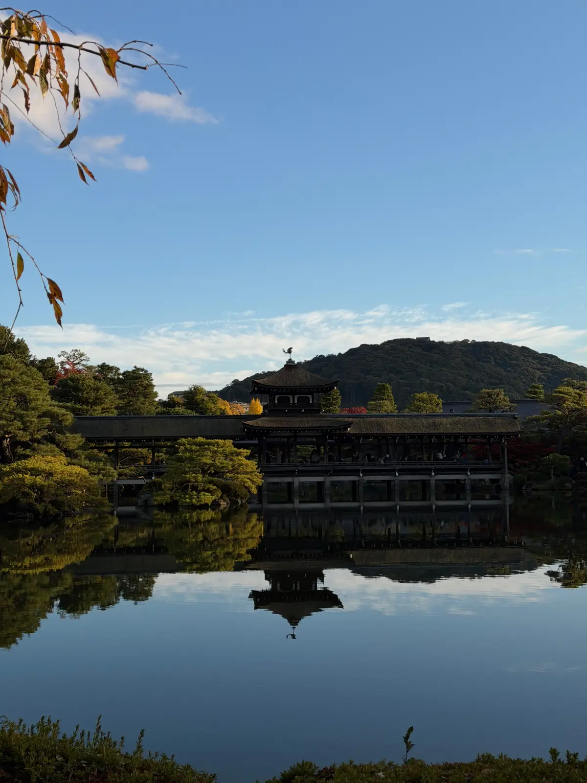 The pond garden at Heian Jingu
