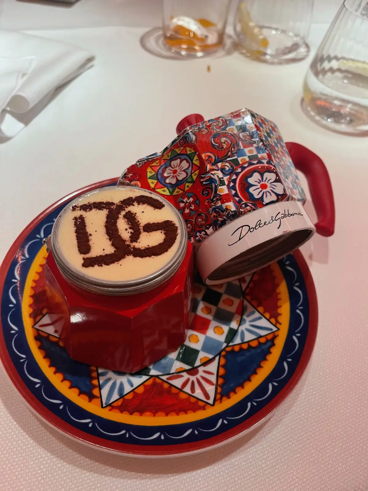Dolce & Gabbana tableware at La Cabane